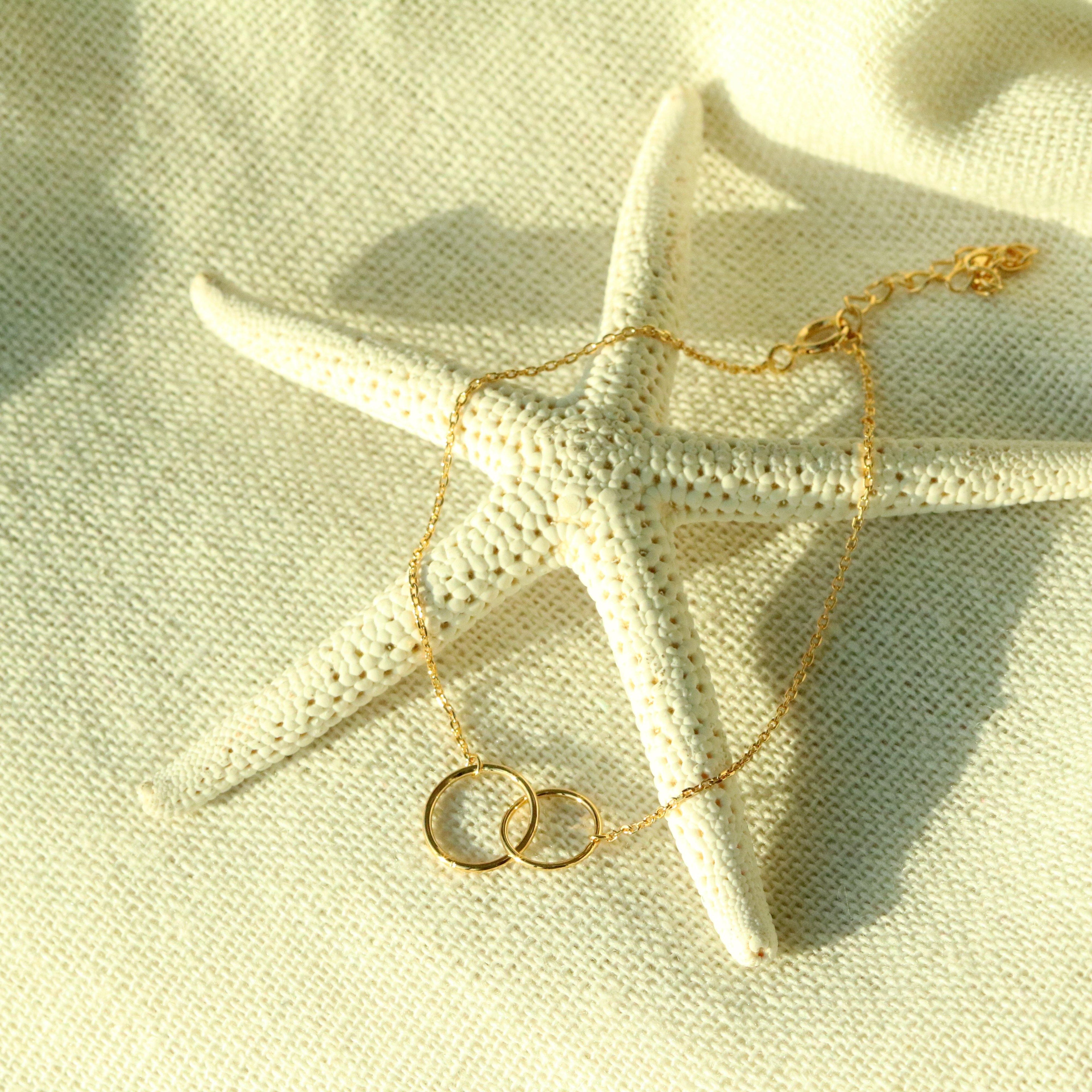 Double circles bracelet